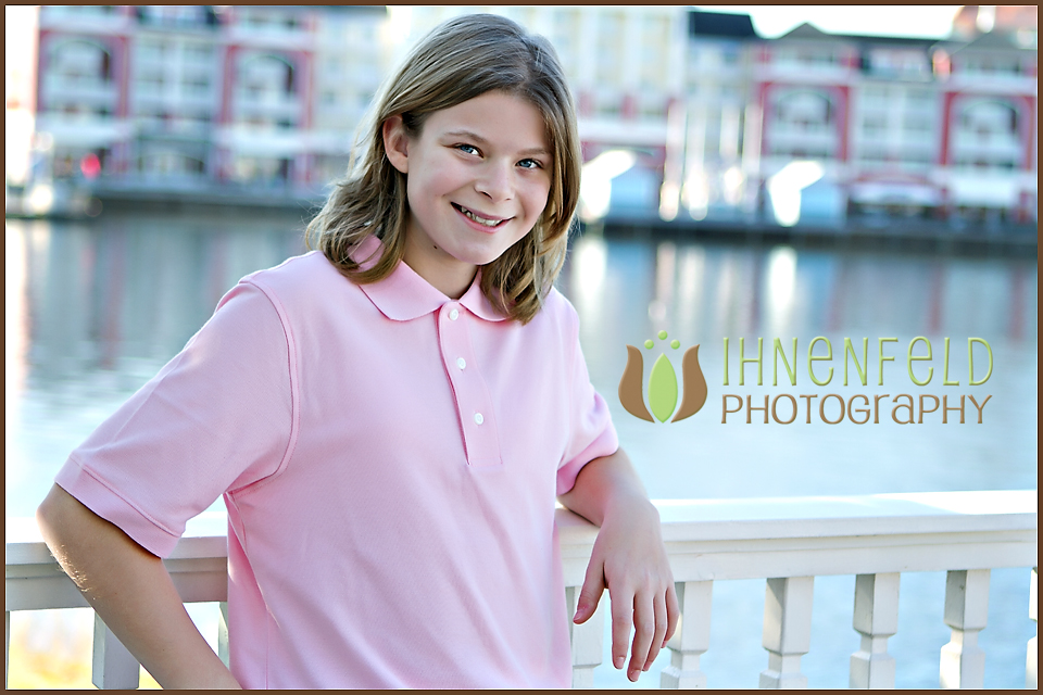 Disney's_Boardwalk_Family_Portrait_09